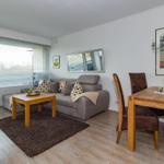 Wohnzimmer mit Essplatz...