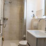 renoviertes Duschbad...