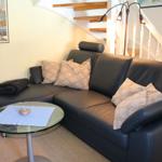 gemütliche Couch im Wohnbereich