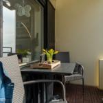 sonniger Balkon in ...