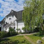 Rückseite mit Hauseingang