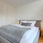 gemütliches Doppelbett