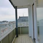 Balkon mit Blick zum Rathaus