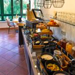 ...Auszug des reichhaltigen Frühstückbüffets...