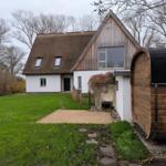 mit gemeinsamer Sauna und Schattensitzecke