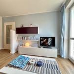 TV und Sideboard