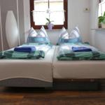 Ausklappbare Couch als zusätzliche Schlafoption