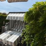 Strandkorb auf der Terrasse