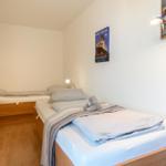 zwei Einzelbetten ...