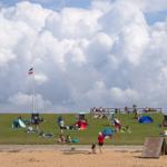 Der schönste Nordstrander Strand Fuhlehörn ist 150 Meter vom Nixenhaus entfernt.