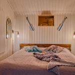 Von hier aus könnte man sitzend aufs Meer blicken - stünde der Deich nicht davor!