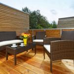 Balkon mit Gartenmöbel