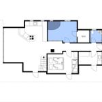 Dieses Haus hat eine Sauna, Küche und Schlafzimmer mit Treppenhaus.