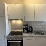 Wohn-/Schlafzimmer mit offener Küche