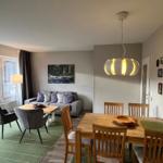 Wohn-/Essbereich mit offener Küche