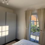 Doppelbett mit 2 x 0,9m x 2m getrennten Matrazen und Lattenrost...