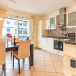 Küche mit Essbereich