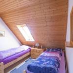 Schlafzimmer 2 mit zwei Einzelbetten...