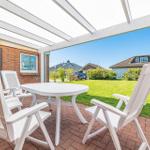 möblierte Terrasse überdacht...