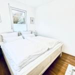 Schlafzimmer Frontalansicht