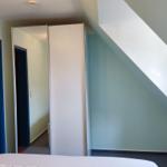 Schlafzimmer mit Spiegelschrank