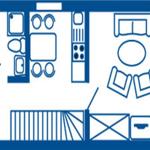 Wohnung mit Küche, Essbereich, Wohnzimmer und Bad. Eingang mit Treppenhaus.