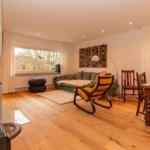 Wohnzimmer mit Essplatz...