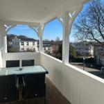 großzügiger Balkon im Bäderstil