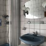 Duschbad mit Fenster