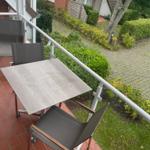 möblierter Balkon