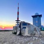 unseren Brockengipfel können Sie erwandern oder mit der Harzer Schmalspurbahn erreichen