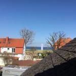 Teilmeerblick vom Balkon seitlich des Daches/Hauses