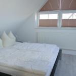 Schalfzimmer links obere Ebene