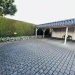 Zufahrt zum Carportstellplatz