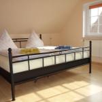 unser Doppelschlafzimmer in der ersten Etage oben links