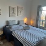 Faltbettsofa mit hochwertiger Matratze sowie Lattenrost