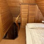 Schlafzimmer 2 - Treppe nach unten
