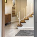 Treppenaufgang und Flur Untergeschoss