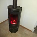 Kaminofen im Frühstücksraum