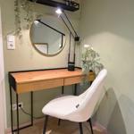 Eine kleine Schminkecke in unserem Masterschlafzimmer