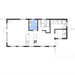 Wohnung mit Küche, Bad, Schlafzimmer und Wohnbereich. Orientierung mit Kompass.