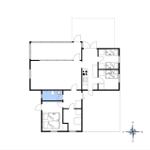 Wohnung mit Küche, drei Schlafzimmern und Bad. Grundriss mit Nordostausrichtung.
