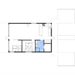 Einfach eingerichtete Wohnung mit Küche, Schlafzimmer und Bad.