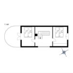 Erdgeschoss mit zwei Schlafzimmern und Treppe zur nächsten Etage.