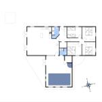 Wohnung mit vier Schlafzimmern, Küche und Bad. Außenbereich mit Pool.