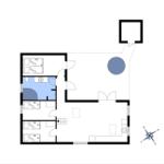 Wohnung mit drei Schlafzimmern und Bad. Küche und Wohnbereich sind vorhanden.