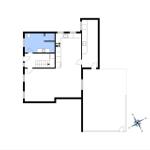 Funktionaler Grundriss mit Küche, Bad und Treppe zur oberen Etage.