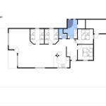 Stueplan zeigt Wohnraum, Küche, Badezimmer und Schlafzimmer mit Betten.