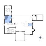 Apartment with two bedrooms, kitchen, and bathroom.
