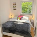 Schalfzimmer mit Doppelbett...